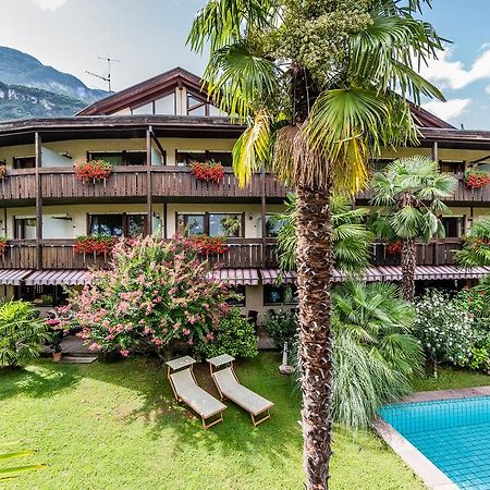 Hotel Arndt Termeno Exterior foto